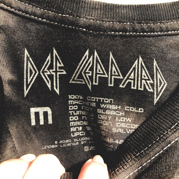 Graphic Tee Bundle - Picture 7 of 7